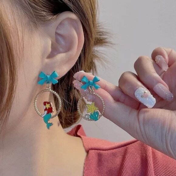 Disney Princess Ariel The Little Mermaid Cartoon Fashion Jewelry Womens Earrings - Picture 2 of 2